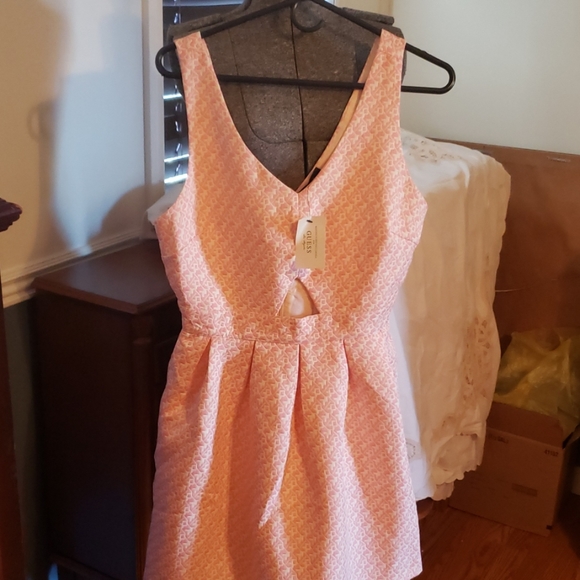 Guess Dresses & Skirts - NWT guess dress
